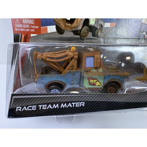 NIB Disney Pixar Cars 2 Race Team Mater & Zen Master Pitty 1:55 Diecast Car Set - Picture 2 of 8